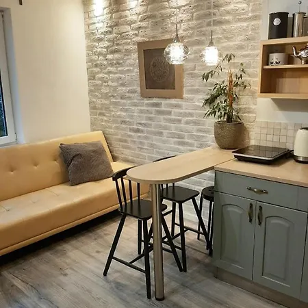 Appartement New! Cozy With Free Guarded Parking