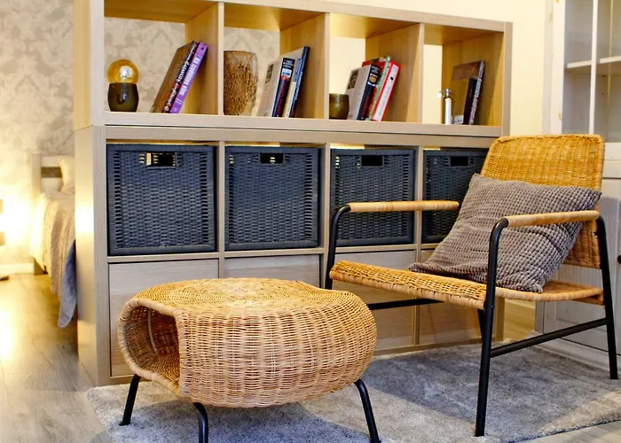 New! Cozy With Free Guarded Parking Ρίγα