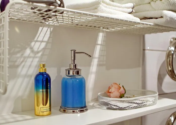 New! Cozy With Free Guarded Parking Ρίγα